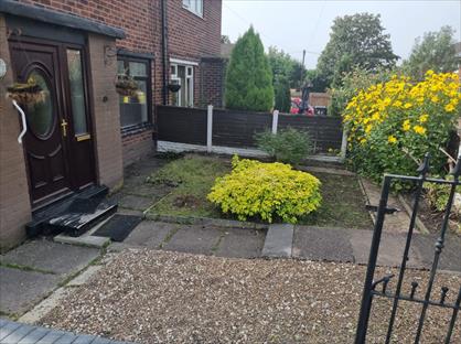 2 Bed Semi-Detached House, Windermere Road, SK14