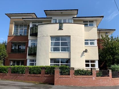 2 Bed Flat, Forest Gate, FY3