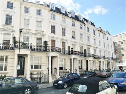 1 Bed Flat, Westbourne Grove Terrace, W2