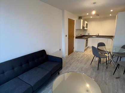 1 Bed Flat, Craven Street, M5