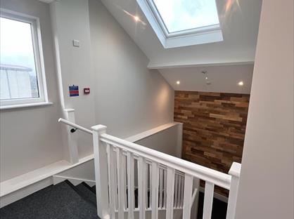 2 Bed Flat, Isabella House, RH19