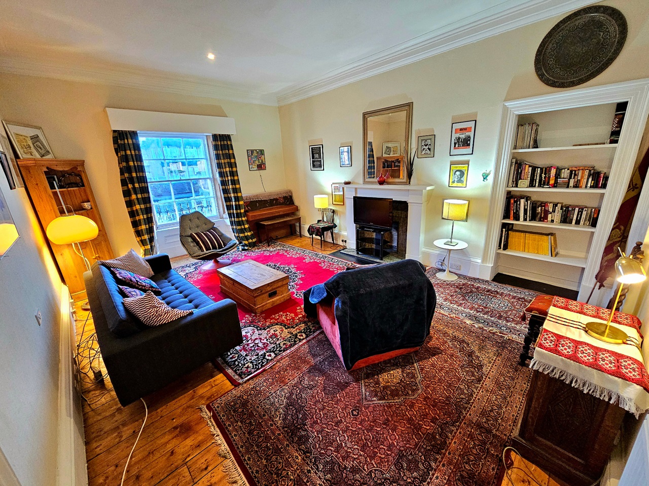 Edinburgh 3 Bed Flat, Alva Street, EH2 To Rent Now for £2,200.00 p/m