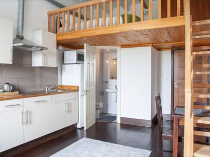 Studio Flat, Hanover House, NW2