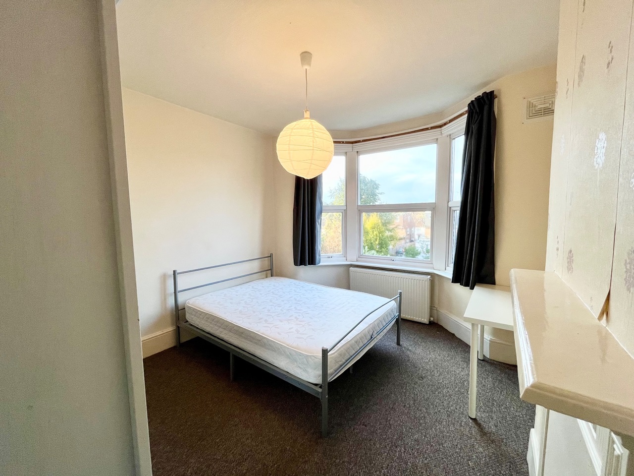London Room in a Shared House, Sutton Road, N10 To Rent Now for £850.00 p/m