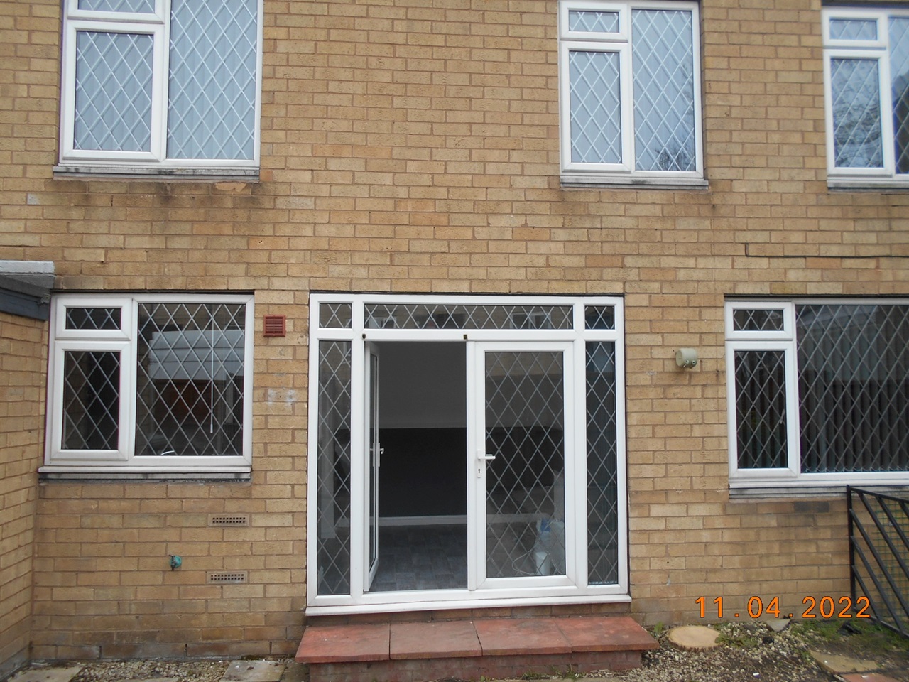 Westfield, Sheffield 3 Bed SemiDetached House, Shortbrook Way, S20