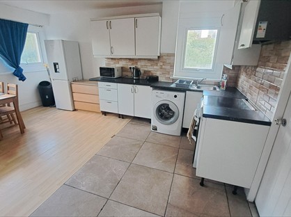 3 Bed Flat, Norton Tower, B1