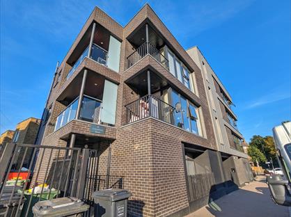 2 Bed Flat, Comerford Road, SE4