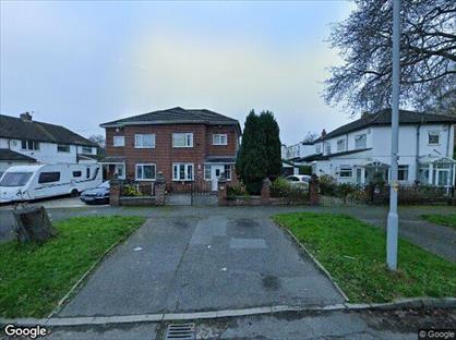 4 Bed Semi-Detached House, Spinney Road, M23