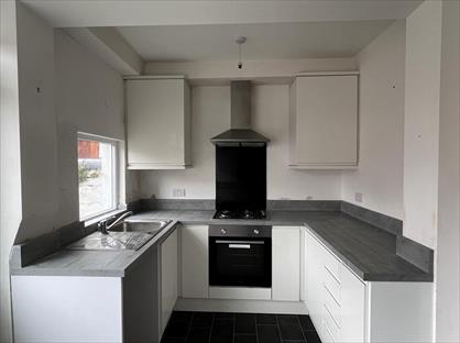 3 Bed Terraced House, Victoria Street, WN5