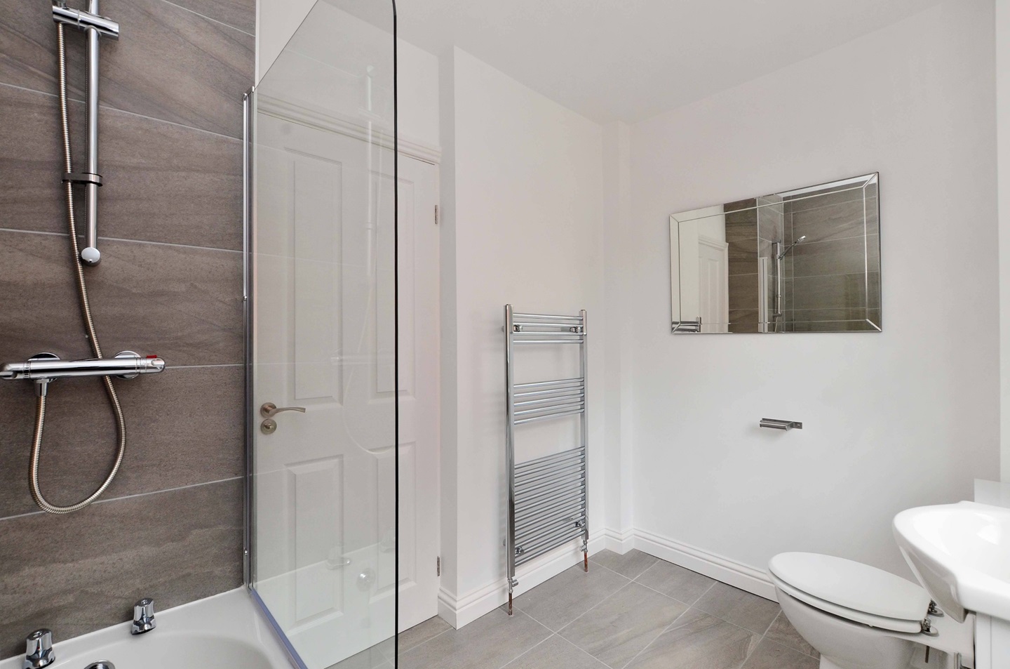 Additional image 8 of 4 Bed Flat, Suffolk Road, S2, N1 7GU