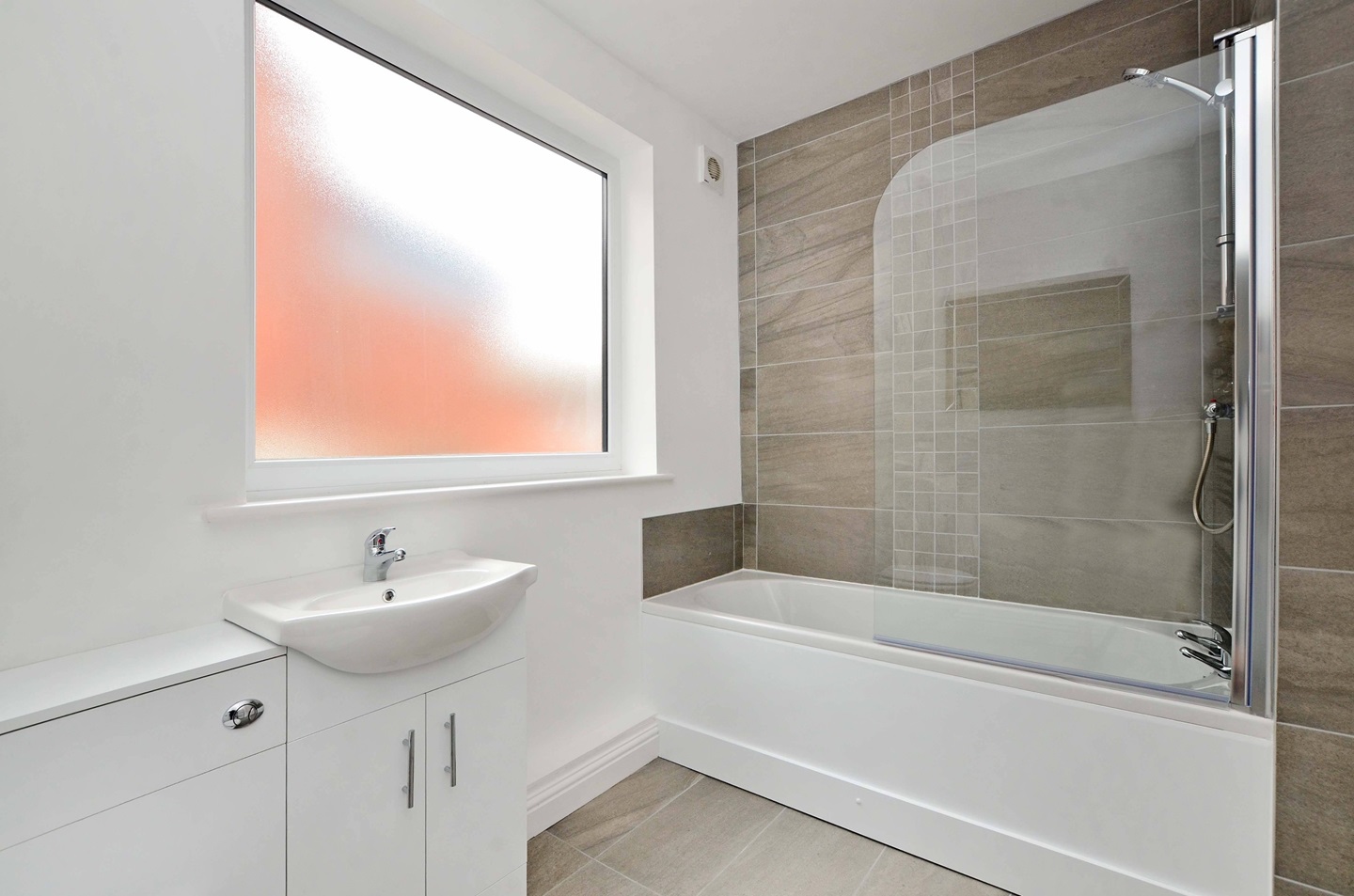 Additional image 7 of 4 Bed Flat, Suffolk Road, S2, N1 7GU