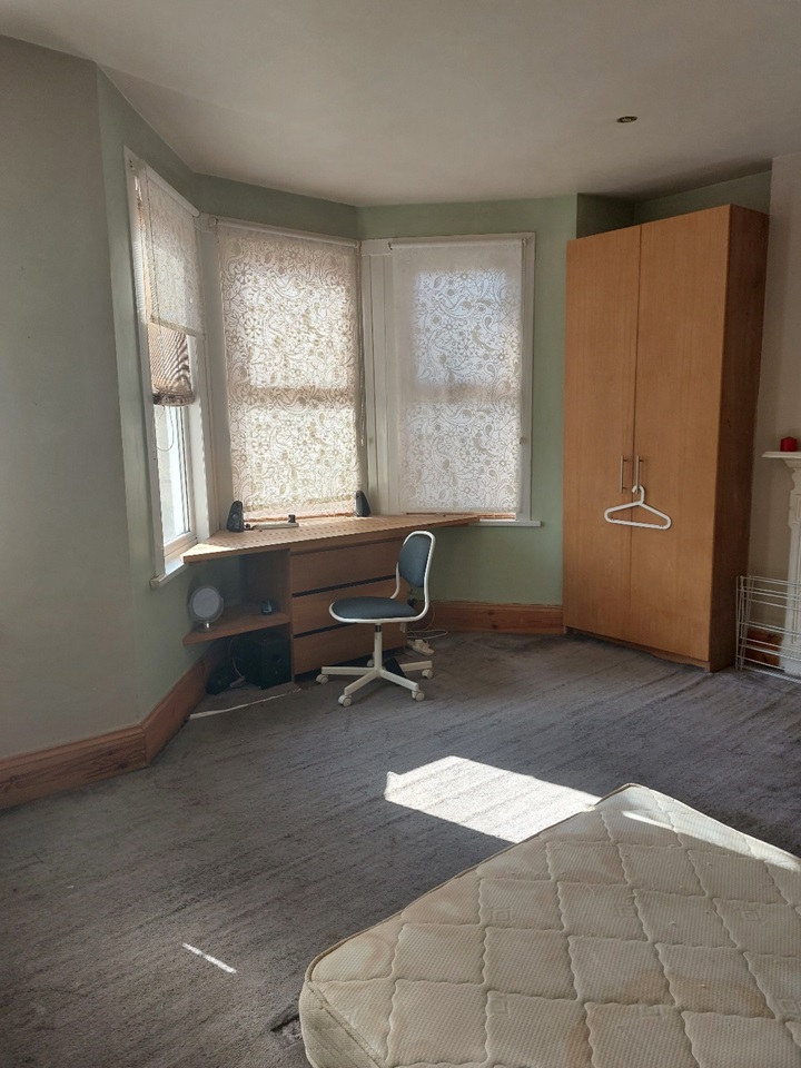 Tottenham Room in a Shared House, Downhills Park Road, N17 To Rent Now for £850.00 p/m