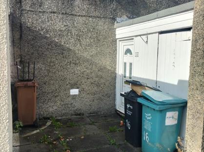 2 Bed Terraced House, Pine Place, G67