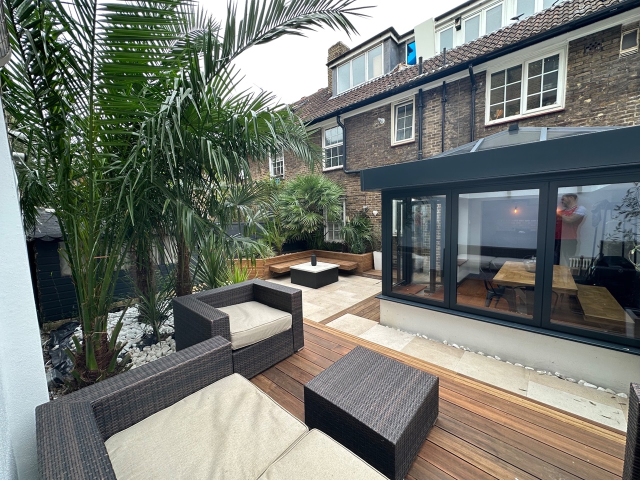 2 Bed Flat, Shipton Street, E2