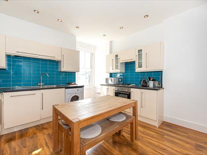 2 Bed Flat, Ringford House, SW18