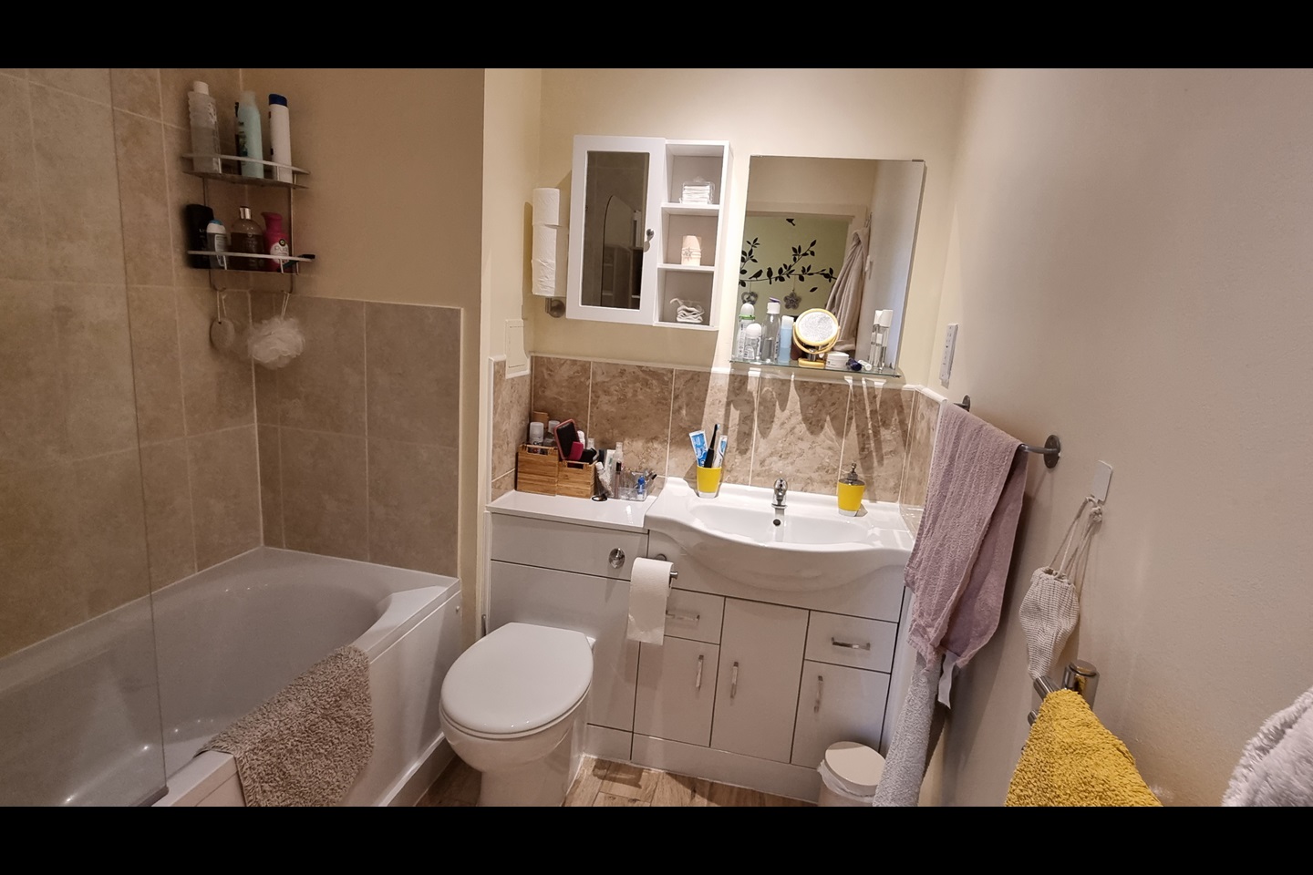 Croydon 1 Bed Flat, Peebles Court, CR0 To Rent Now for £1,450.00 p/m