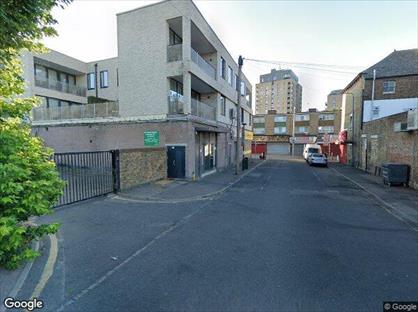 2 Bed Flat, High Street, E17