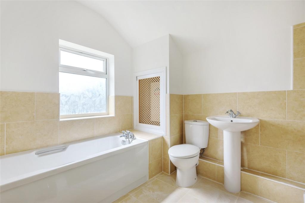 Wollaston Room in a Shared House, Irchester Road, NN29 To Rent Now