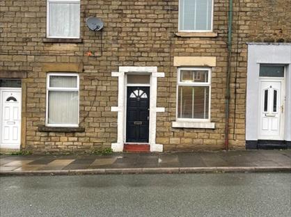 4 Bed Terraced House, Micklehurst Road, OL5