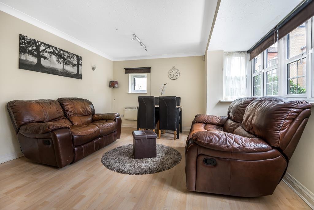 Additional image 5 of 2 Bed Flat, Holybrook, RG1, N1 7GU