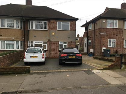 2 Bed Maisonette, Fullwell Avenue, IG6
