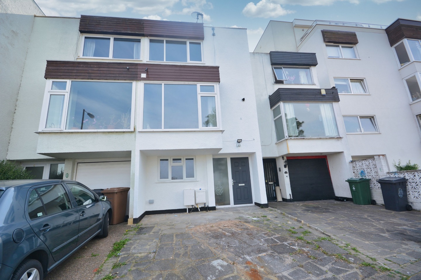 Chingford Studio Flat, Echo Heights, E4 To Rent Now for £1,500.00 p/m