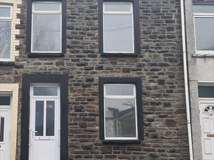 3 Bed Terraced House, Crythan Road, SA11