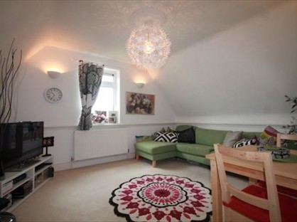 2 Bed Flat, Hamilton Road, W5