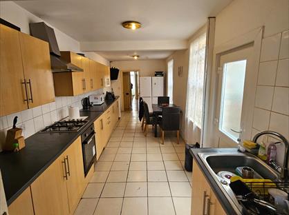 4 Bed Terraced House, Manor Road, CV21
