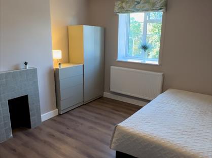 Room in a Shared House, Dibdin House, W9