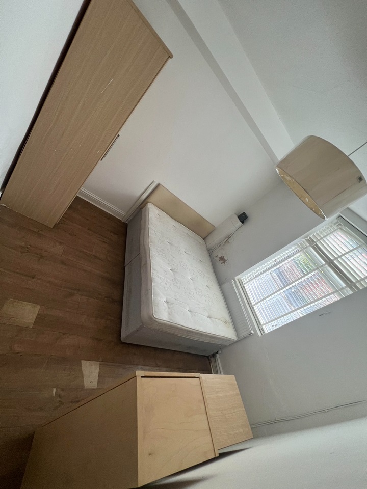 Additional image 2 of Room in a Shared House, South Street, DE1, N1 7GU