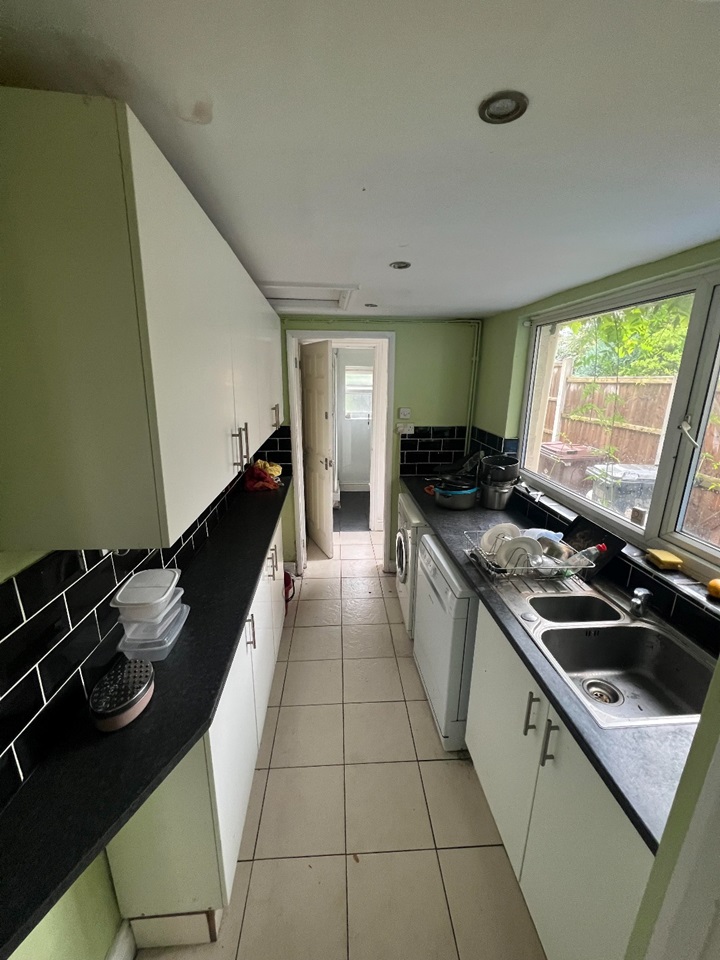 Additional image 4 of Room in a Shared House, South Street, DE1, N1 7GU