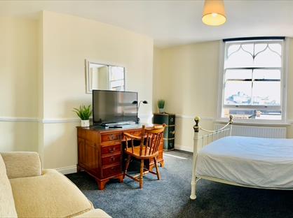 3 Bed Flat, Digby Chambers, BH1