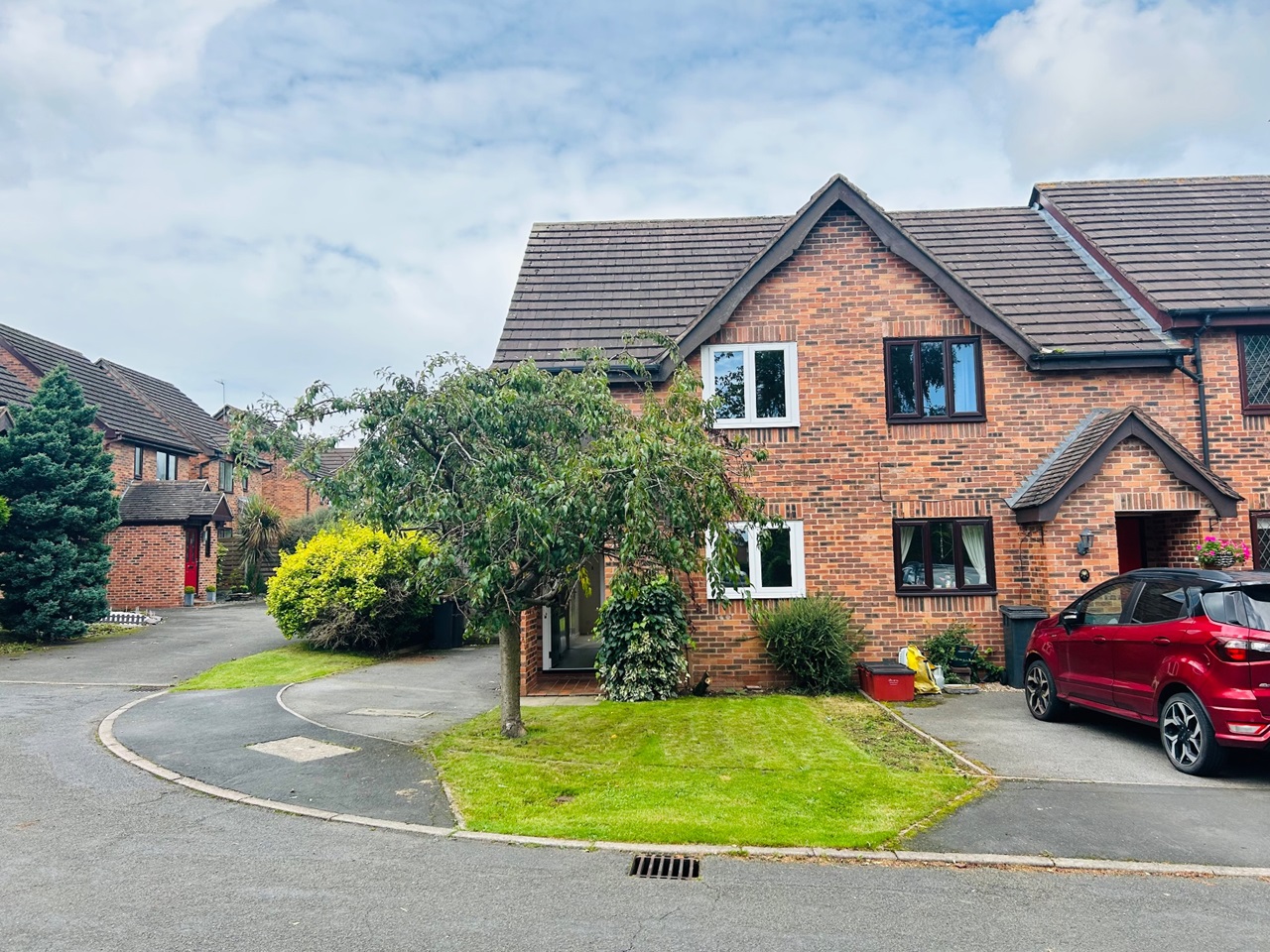 AshbyDeLaZouch 2 Bed SemiDetached House, Eton Close, LE65 To