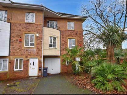 3 Bed Terraced House, Waterside Drive, B18