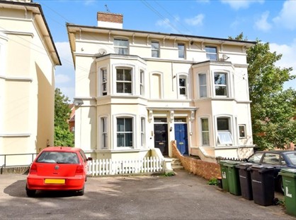 1 Bed Flat, Buckland Hill, ME16