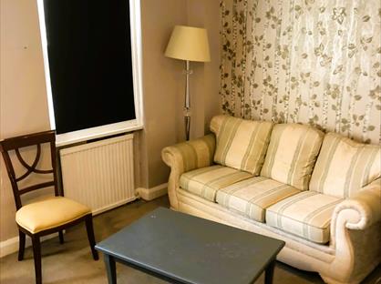 2 Bed Flat, London Road, RM19