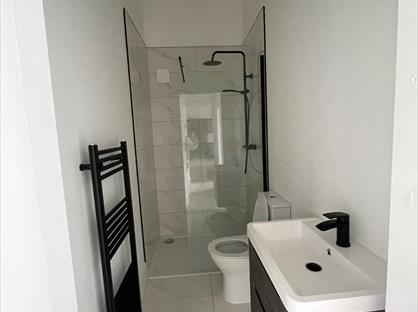 2 Bed Flat, Ashville Road, CH41