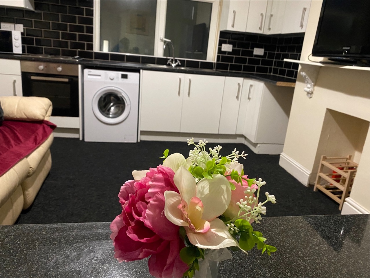 2 Bed Flat, Crookes Valley Road, S10 photo 2