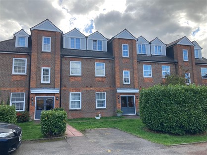 1 Bed Flat, Marlborough Road, WD18