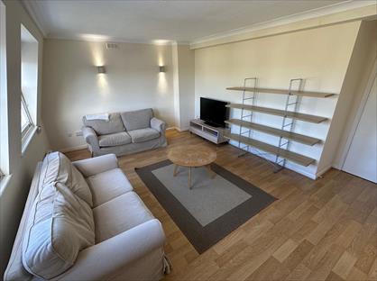 2 Bed Flat, Holland Park, W11