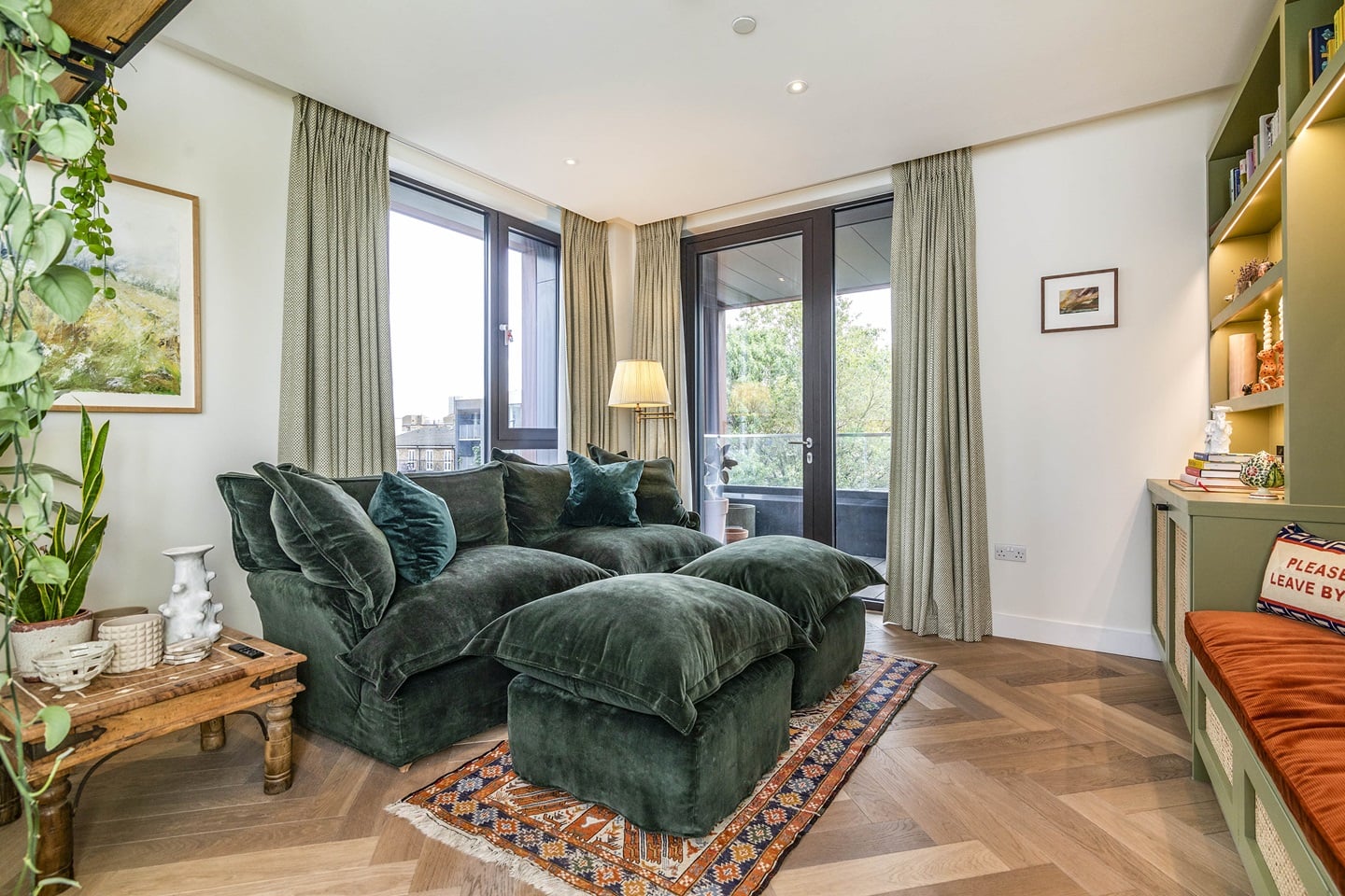 2 Bed Flat, Scawfell Street, E2 photo 2
