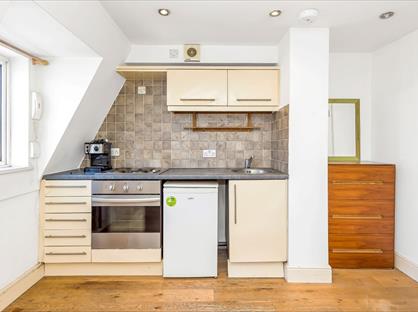 1 Bed Flat, Kentish Town Road, NW1