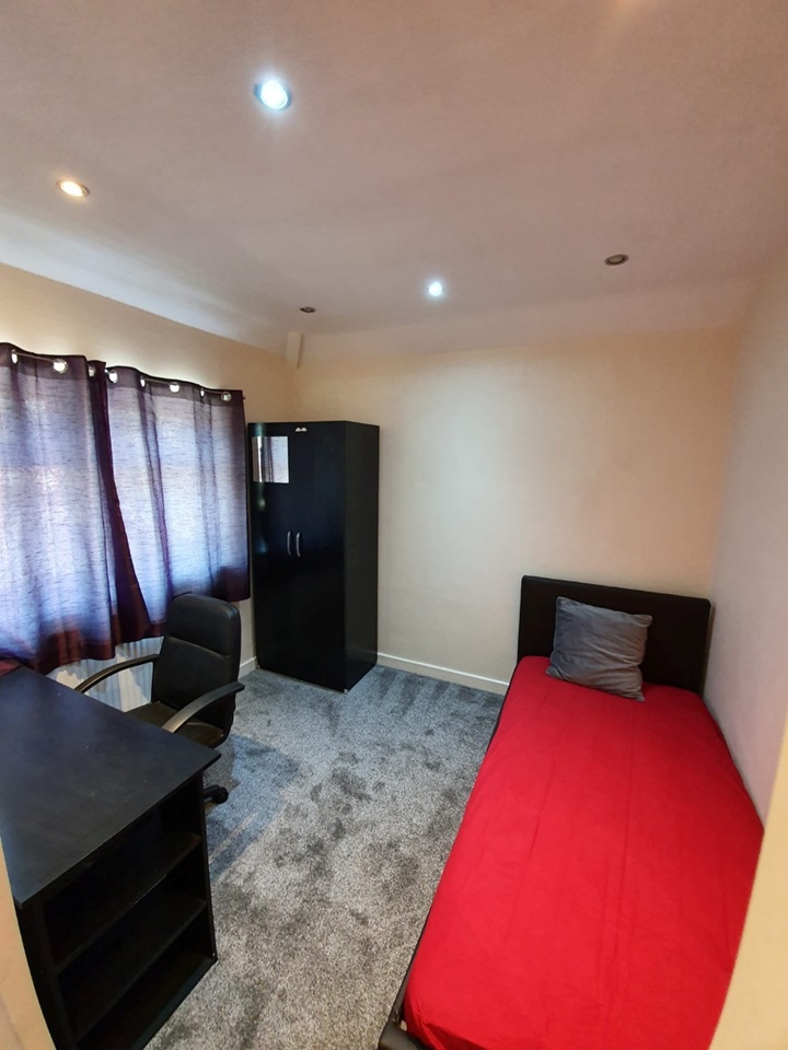 Additional image 2 of Room in a Shared House, Coventry, CV4, N1 7GU