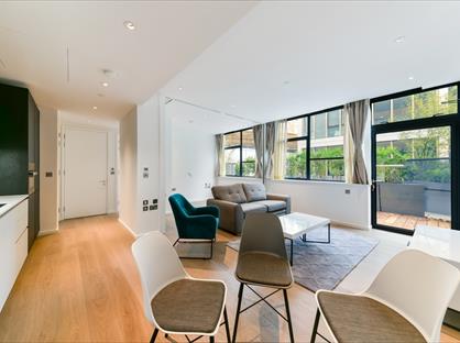 1 Bed Flat, Long Street, E2