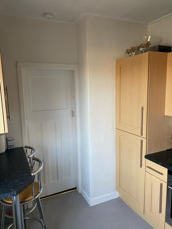 Edinburgh 2 Bed Flat, Broomhall Avenue, EH12 To Rent Now for £1,100