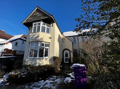 4 Bed Semi-Detached House, Osborne Road, WV4