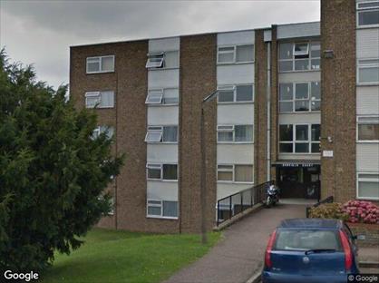 1 Bed Flat, Handcross Road, LU2