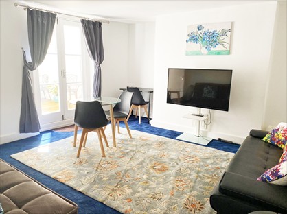 1 Bed Flat, Lansdowne Place, BN3