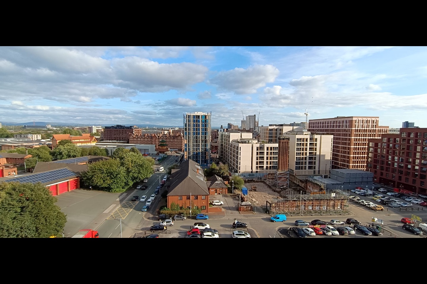 Manchester - 1 Bed Flat, Bendix Way, M4 - To Rent Now for £1,230.00 p/m